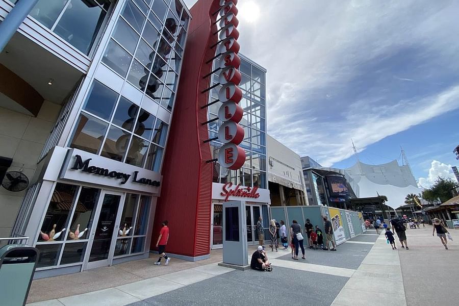 Splitsville Luxury Lanes Disney Springs