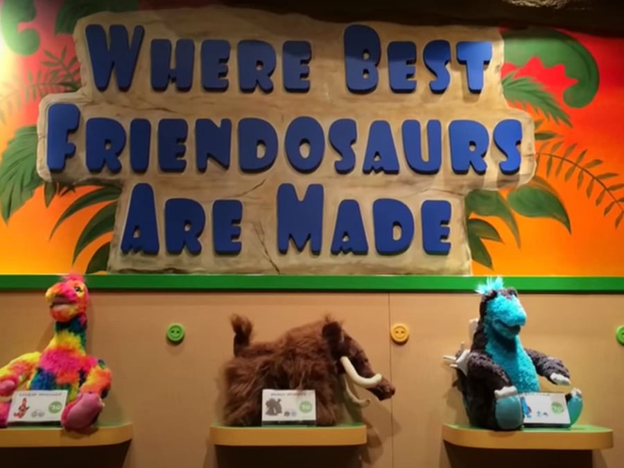 Dine with Dinosaurs: How to Get a Reservation at T-Rex Café and What to - How To Make Reservations At T Rex Cafe