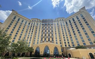 Are there hotels near Disney World in Orlando?